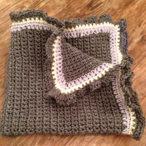 Dodquette Blanket DO1045 Grey/Creme/ Lav 21"x26"