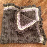 Dodquette Blanket DO1045 Grey/Creme/ Lav 21"x26"
