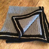 Dogquette Blanket DO1046 folded square, corner open